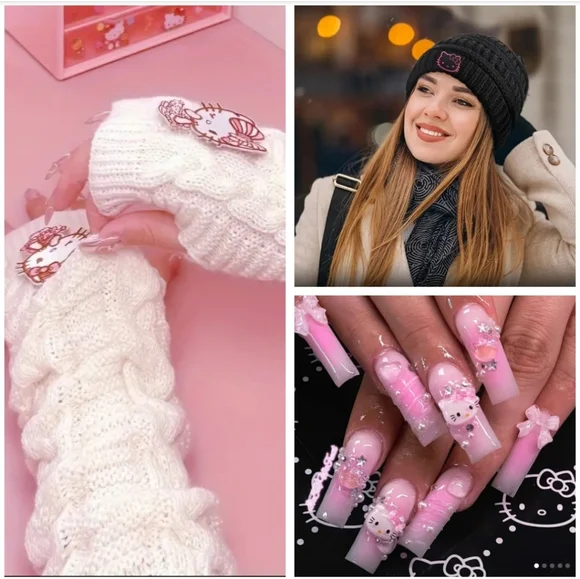 Hello Kitty 💝 Bundle of (3)Free Gift 🎁 Hello Kitty Bracelet 💝